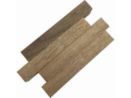 Noyer 18 x 18 x 125 mm  4pc 